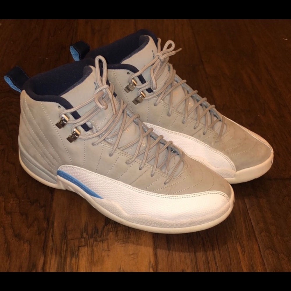 ⭐️Flash Sale⭐️Jordan UNC 12 Varsity Blue